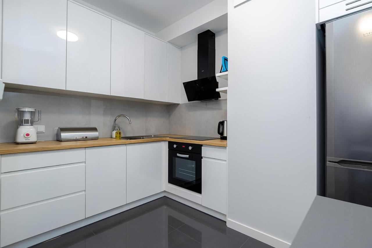 وارسو Wola Luxe Apartment المظهر الخارجي الصورة